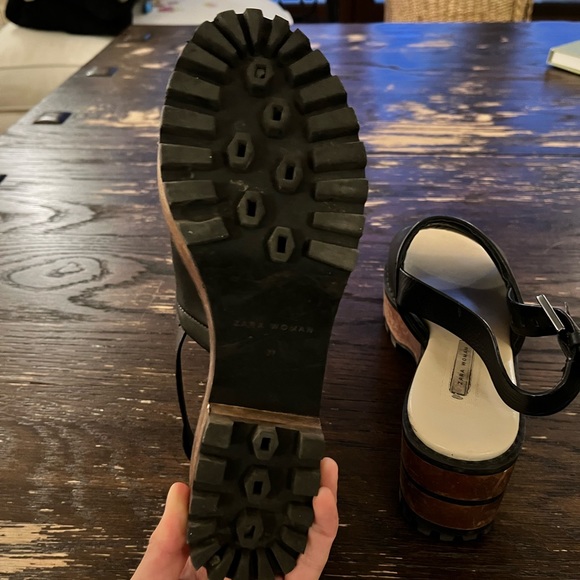 Zara chunky sandals - Picture 1 of 5